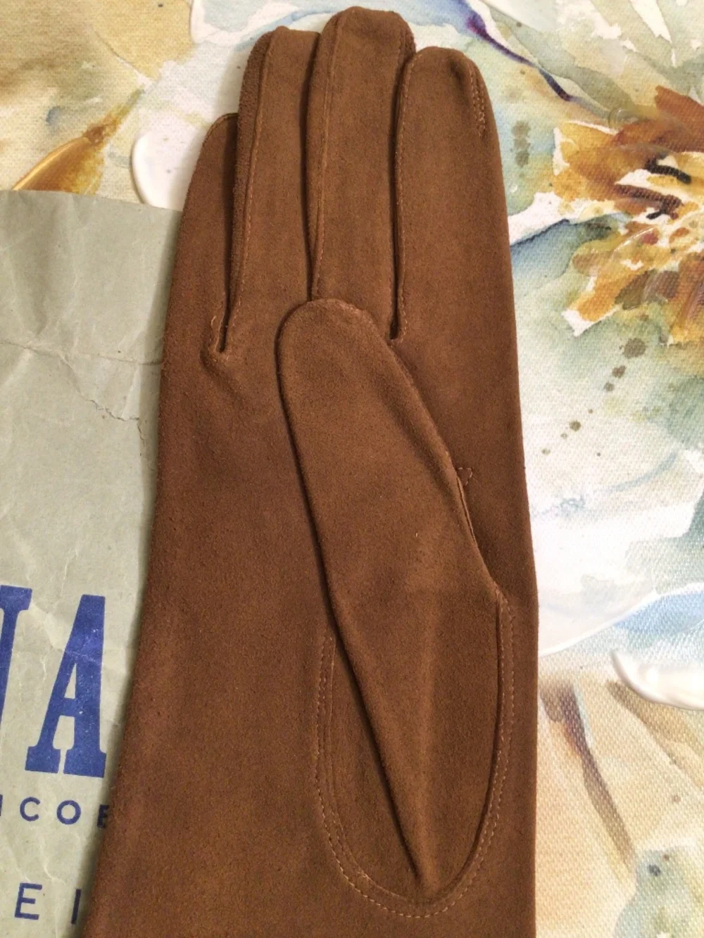 Vintage Womens Brown Suede Gloves Mid Length